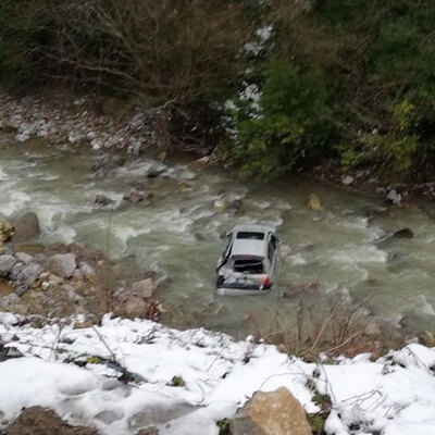 Azmiyle hayatta kaldı! Genç kadın 6 saat sürünerek yola çıktı