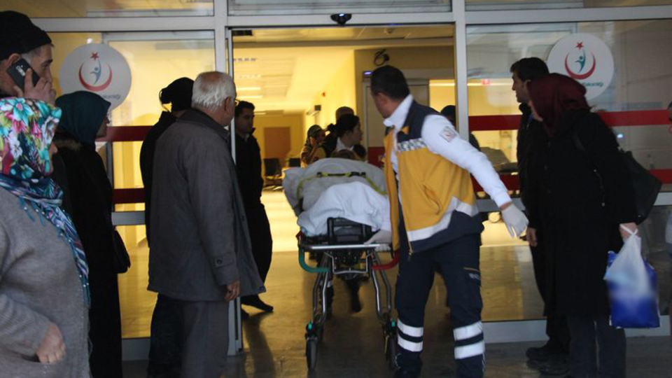 Bucak'ta fabrikada patlama: Yaralılar var