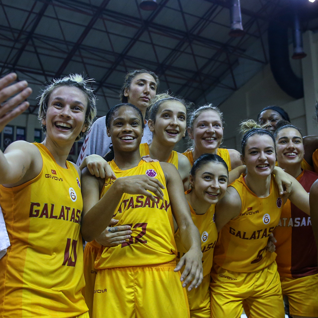 Galatasaray'dan 18 sayı fark!