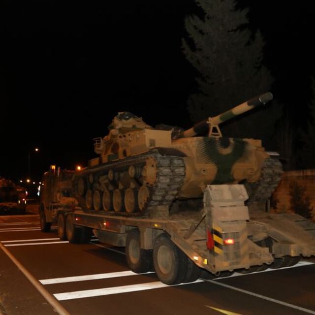 TSK'dan Suriye sınırına yeni sevkiyat