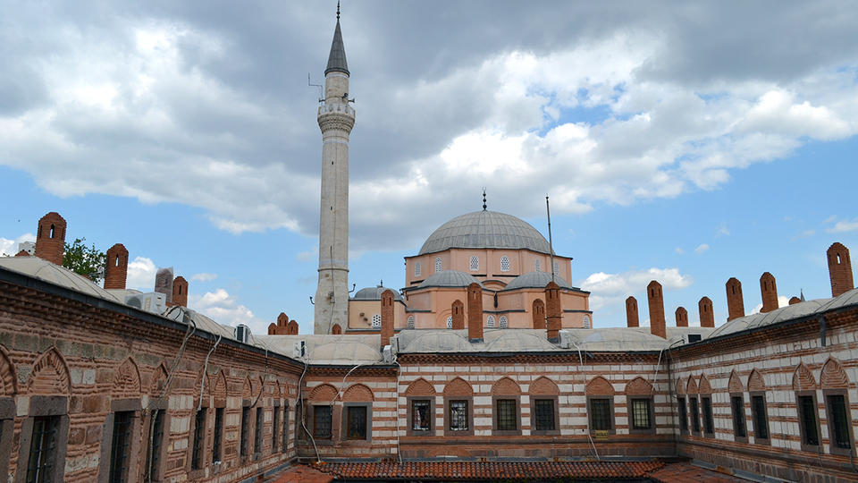 İzmir Cuma namazı saat kaçta?