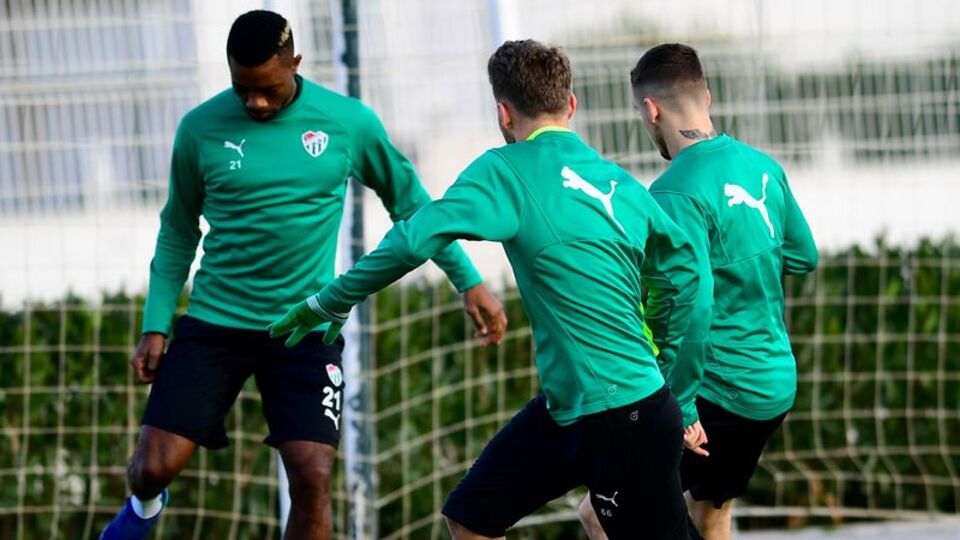 "Türk futbolu, taktiksel açıdan Avrupa'dan oldukça aşağıda"