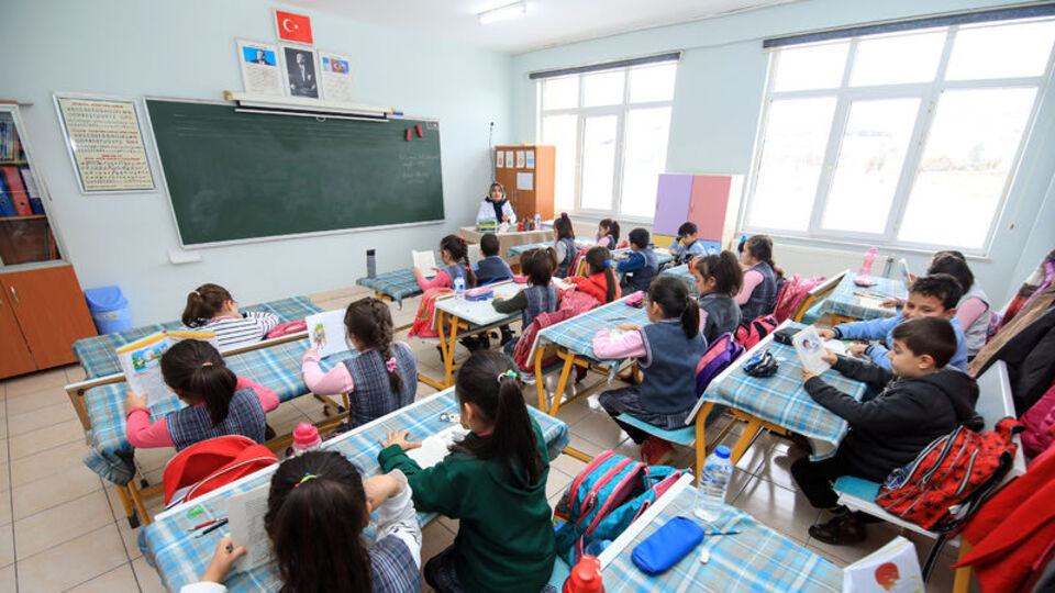 Yasadaki bir cümle, özel okul öğretmenlerini yaktı