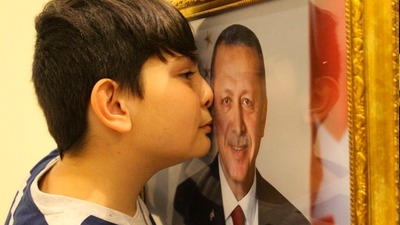 Cumhurbaşkanı Erdoğan için gözyaşı döken çocuk konuştu