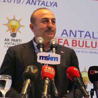 Çavuşoğlu: Siz geçmişte de Kürtleri kullandınız