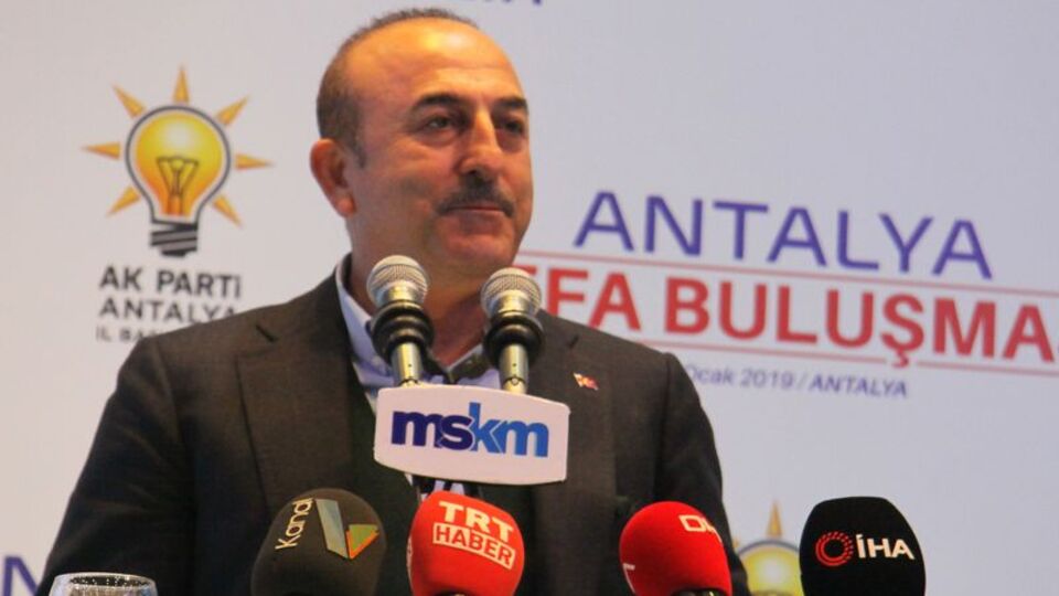 Çavuşoğlu: Siz geçmişte de Kürtleri kullandınız
