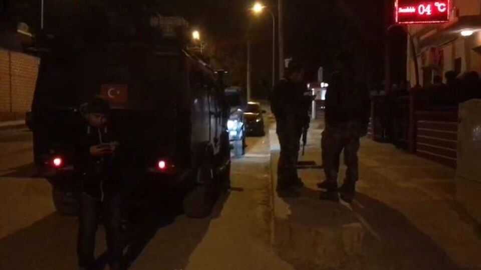 Sınır hattında silah ve siren sesleri!