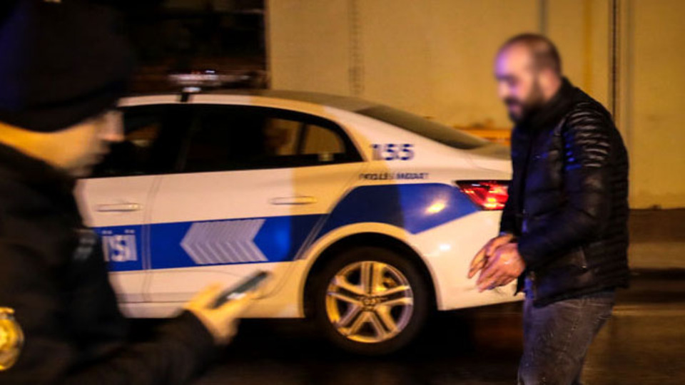 Önce aracıyla sonra yaya olarak kaçtı