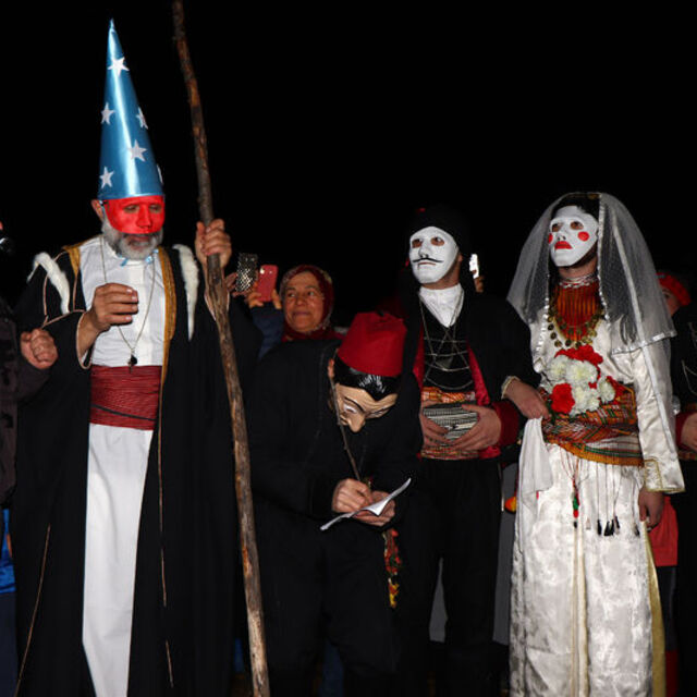 Yunan turistlerden Trabzon'da 'Kalandar' kutlaması