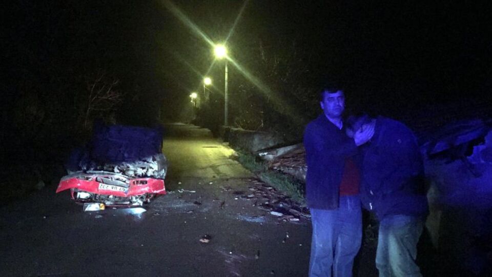 'Keşke ölseydim' diyerek ağlayan adamı bir de olay yerine gelen karısı azarladı!