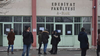 Üniversiteyi karıştıran not! Akademisyenler birbirine girdi