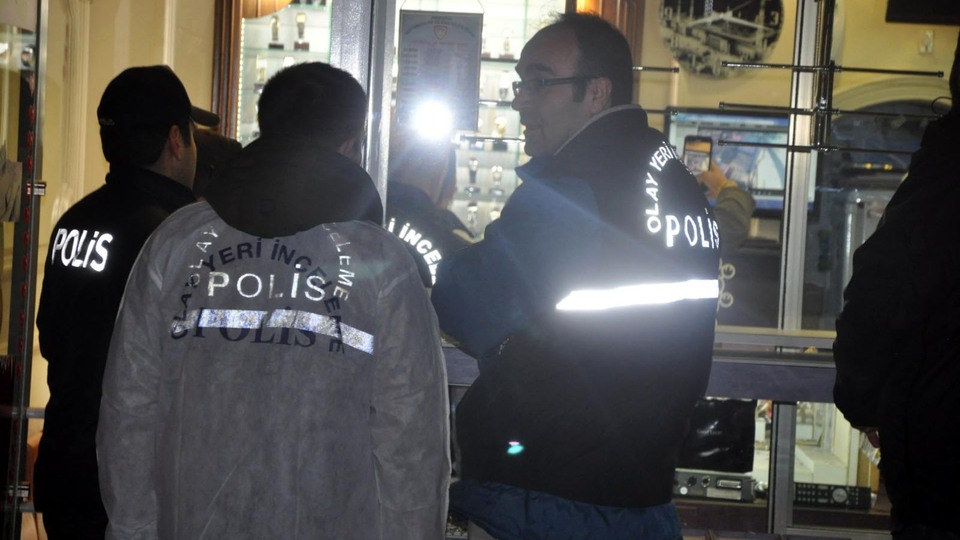 Ankara'da korkunç olay! Soyguncular dükkan sahibini öldürdü