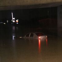 Adana'da etkili sağanak