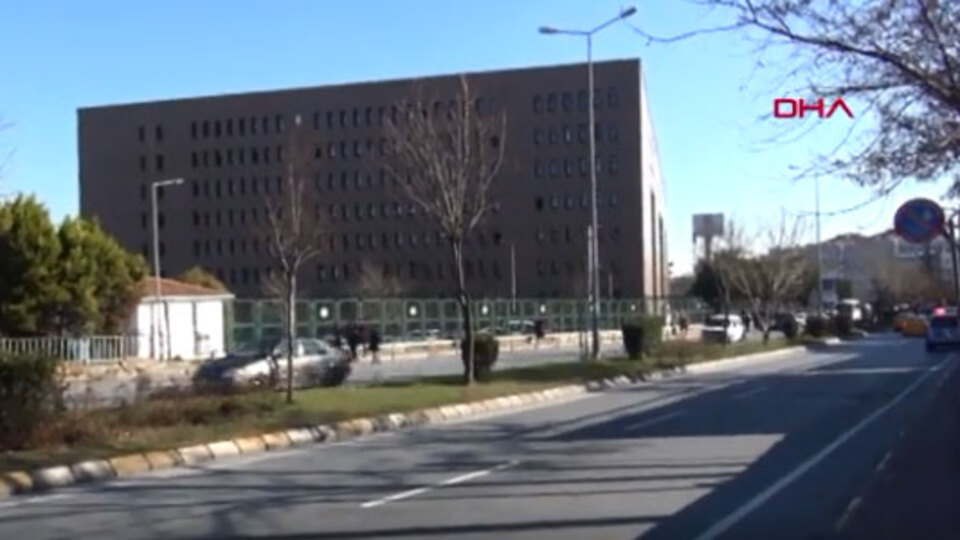 Trafikte tartıştığı savcıya bıçak çekti, kayıplara karıştı