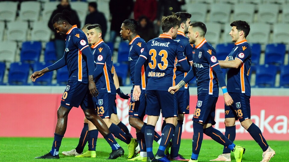 Başakşehir tek golle kazandı