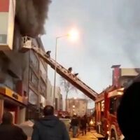 Ankara'da mobilyacılar sitesinde yangın! Ölü ve yaralılar var