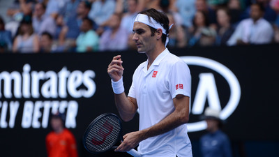 Federer ve Wozniacki set vermeden tur atladı