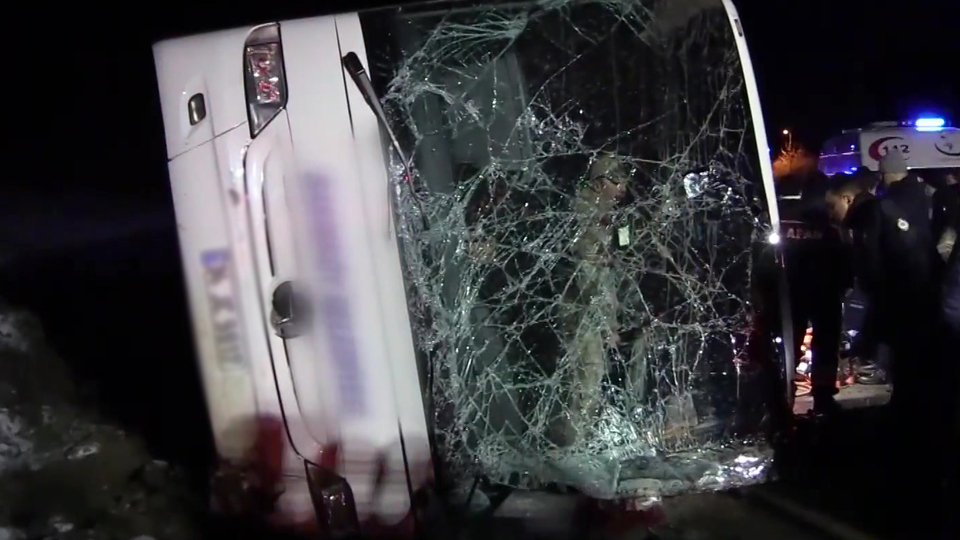 Amasya'da otobüs kazası! Ölü ve yaralılar var