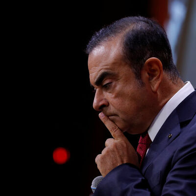 Renault'ta bir dönem kapanıyor