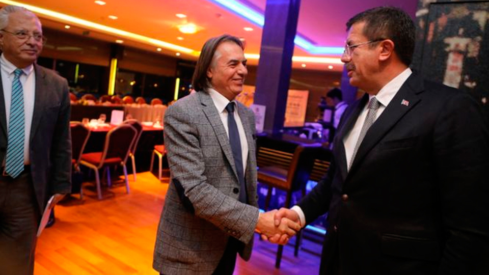 'İzmir'in bir hikayeye, bir de deliye ihtiyacı var, o deli de benim'