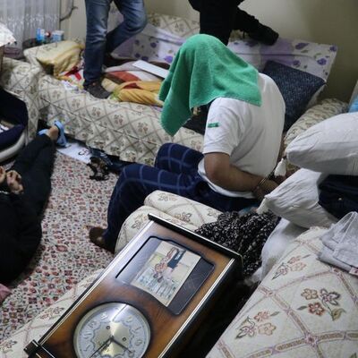 Böyle gözaltına alındılar! İşte baskın anı...