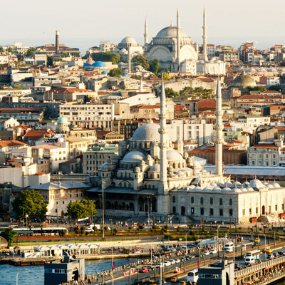 İstanbul hangi 7 tepe üzerine kuruldu?