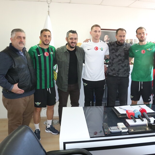 Akhisarspor'dan transfer şov!