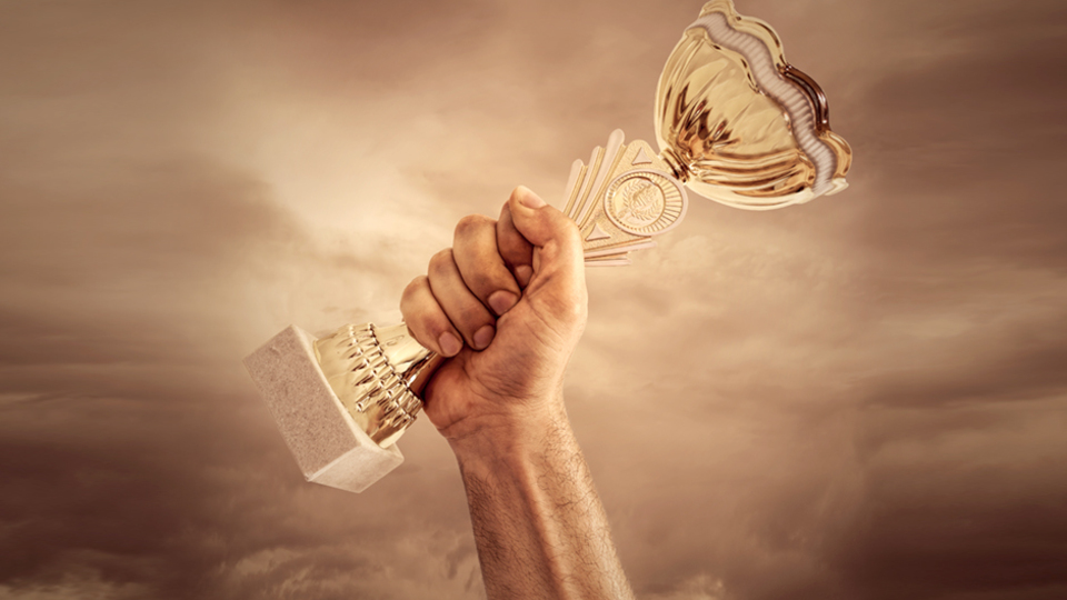 Katılımcı şampiyon