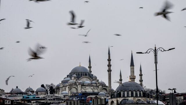 İstanbul Cuma saati kaçta?