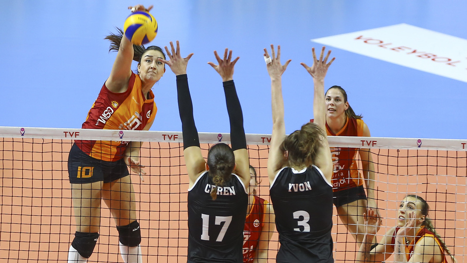 Derbide Aslan güldü!