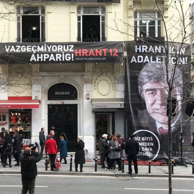 Gazeteci Hrant Dink anılıyor