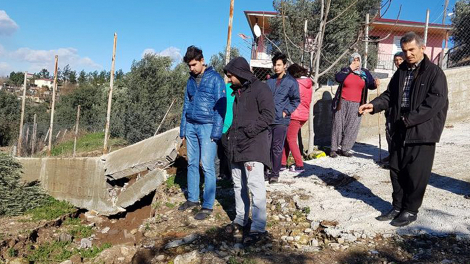 Mahalle tehdit altında! 'Her gün ölüm korkusuyla yaşıyoruz'