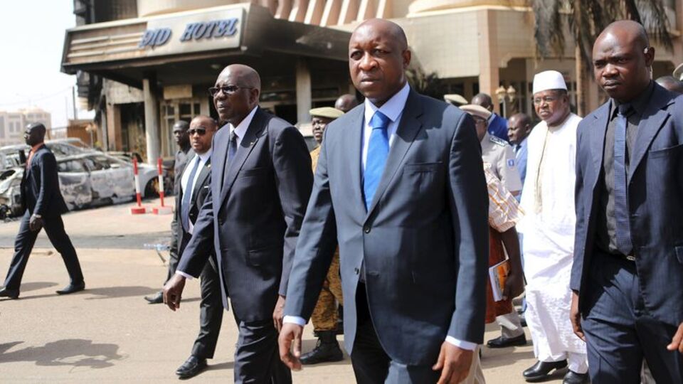 Burkina Faso'da hükümet istifa etti