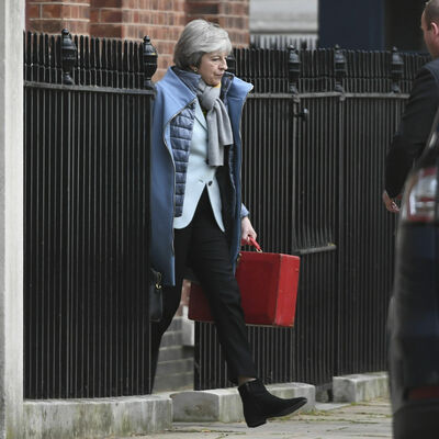 May'in planı Hayırlı Cuma'yı değiştirmek!