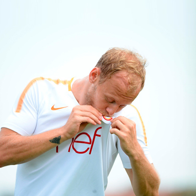 Galatasaray transferi açıkladı!