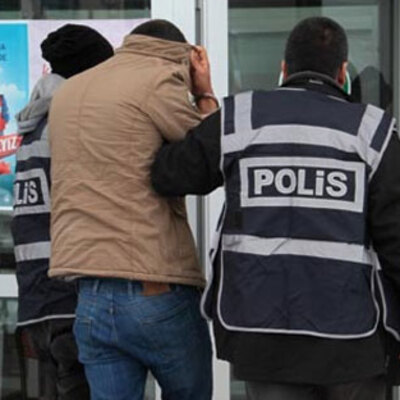 FETÖ bahanesiyle 700 bin lira dolandırdı, polisten kaçamadı