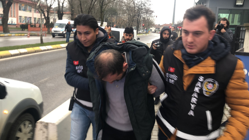 Borç yüzünden öldürüp cesedini ormanlık alana bırakmışlar