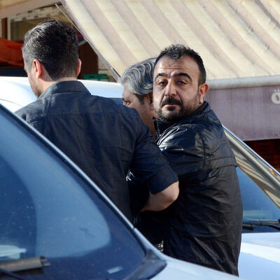 Cesediyle şehir turu attı! Otomobili görenler haber verdi ama...