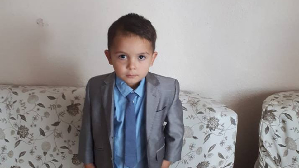 4 yaşındaki çocuk havuzda boğuldu