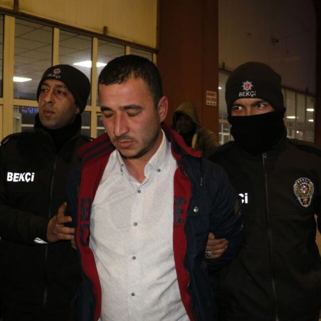 Kendisini canlı bomba olarak ihbar etti, gözaltına alındı