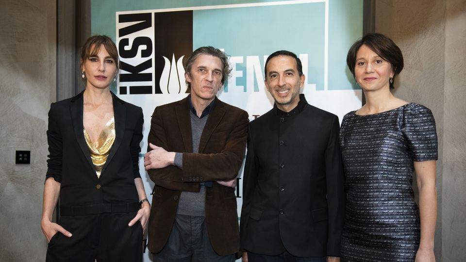 İstanbul Bienali'ne özel davet