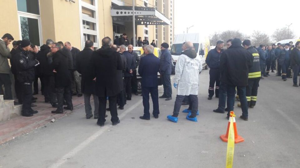 Konya'da PTT merkezinde korkutan patlama!