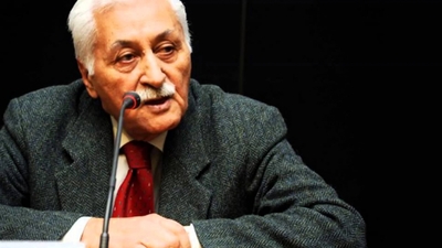 Yavuz Bülent Bakiler kimdir?