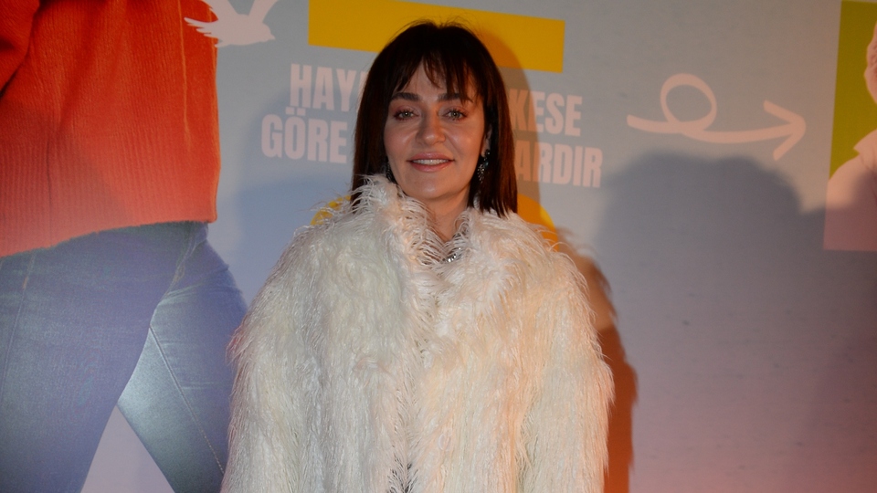 Estetikli yüzüyle ilk kez görüntülendi