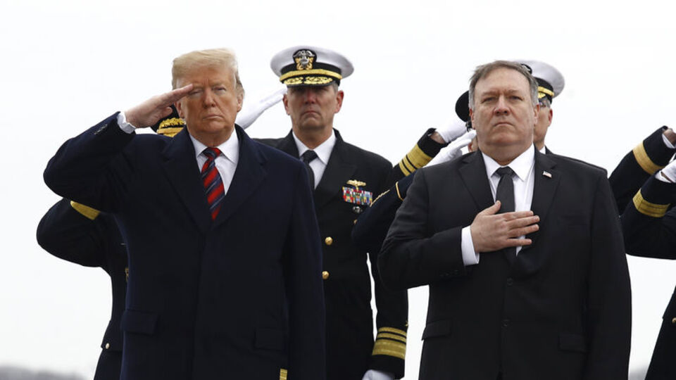 Pompeo ayrılıyor mu?