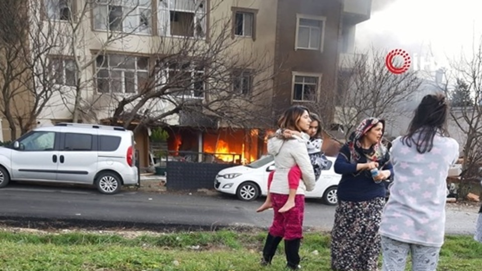 Büyükçekmece'de bir binada patlama