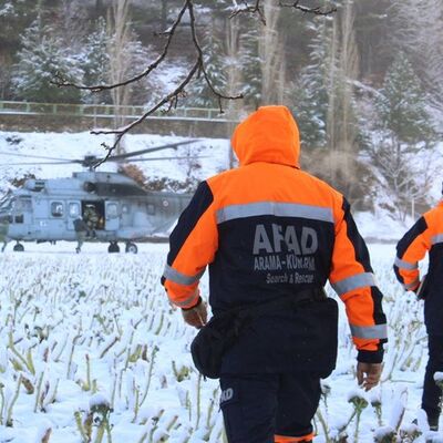 Dağcılar hayata böyle tutunmuş!