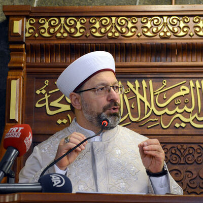 Diyanet İşleri Başkanı açıkladı! "Sigara kullananlar sınava dahi giremeyecek!"