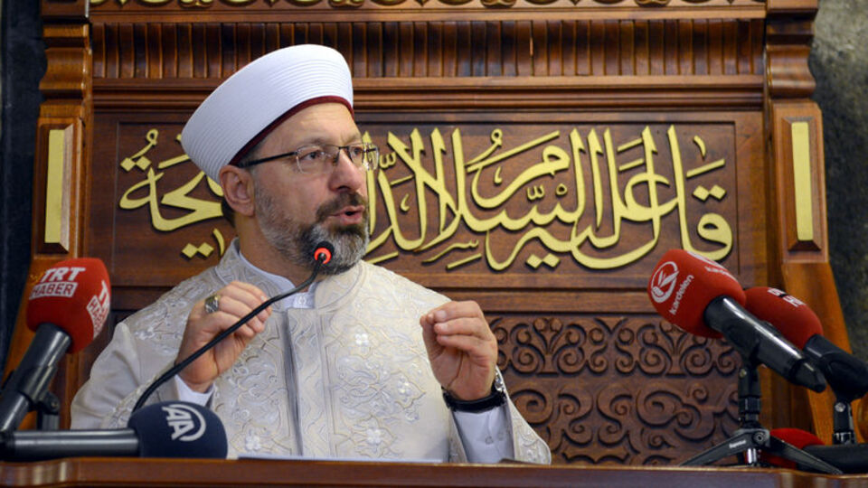 Diyanet İşleri Başkanı açıkladı! "Sigara kullananlar sınava dahi giremeyecek!"