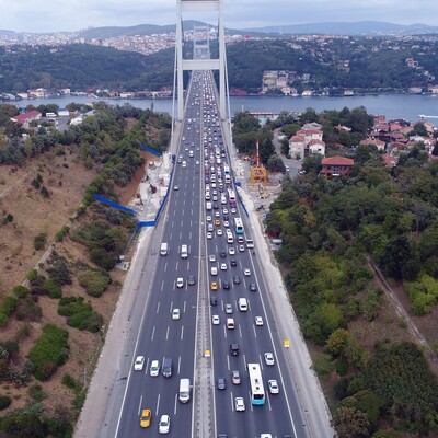 Saniyede 57.8 lira getirdi